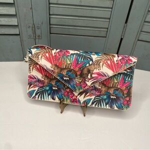 Betsey Johnson Multicolored Faux Leather Wristlet Leopard Leaves Jungle